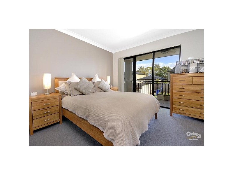 13/54 Osprey Dr, Illawong NSW 2234
