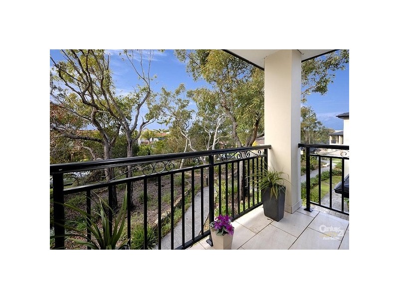 13/54 Osprey Dr, Illawong NSW 2234