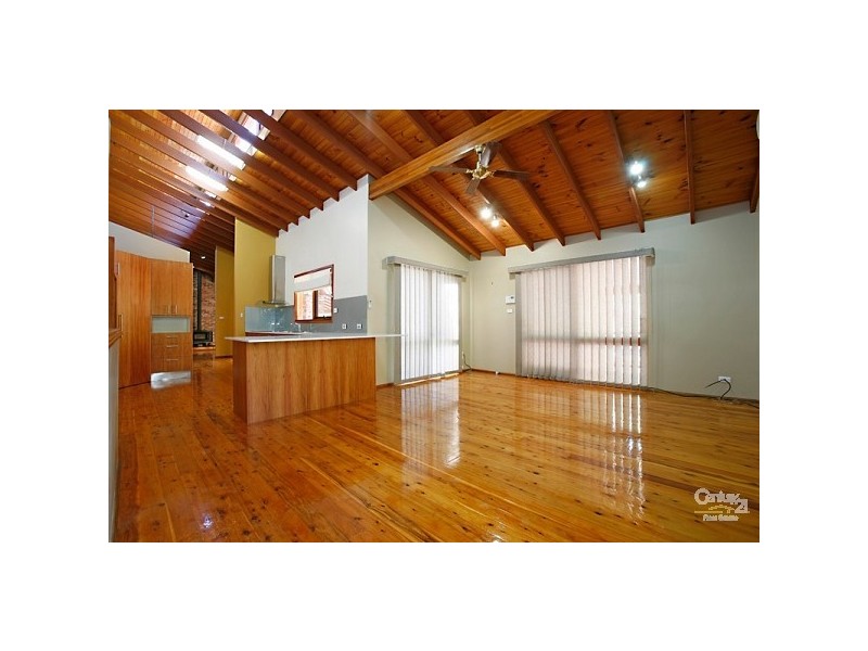 7 Ocean Place, Illawong NSW 2234