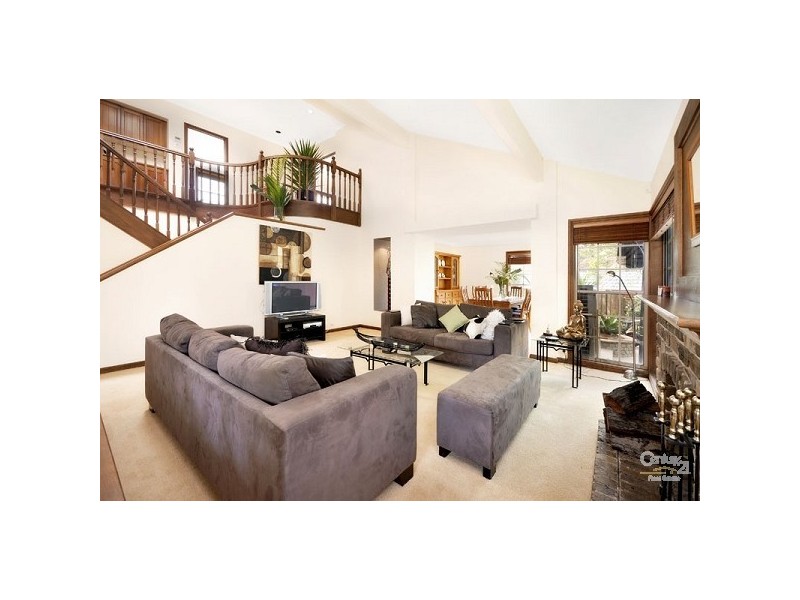 15 Fern Circuit East, Menai NSW 2234