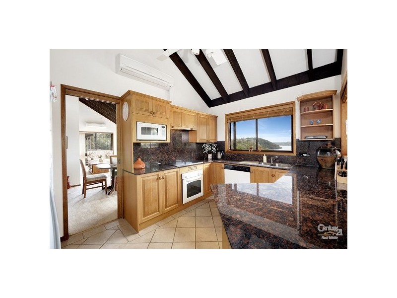 7 McPherson Pl, Illawong NSW 2234