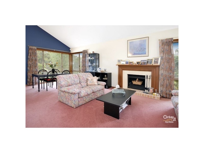 6 Fiddlewood Grove, Menai NSW 2234