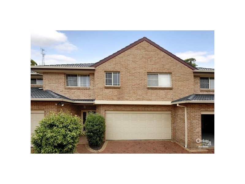 8/24 Arnold Place, Menai NSW 2234