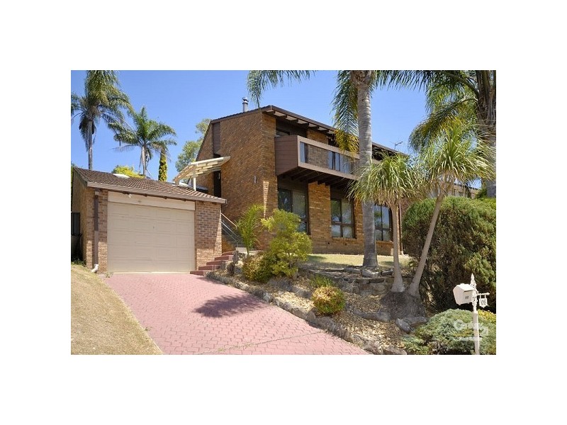 106 Blaxland Drive, Illawong NSW 2234