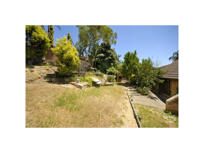 106 Blaxland Drive, Illawong NSW 2234