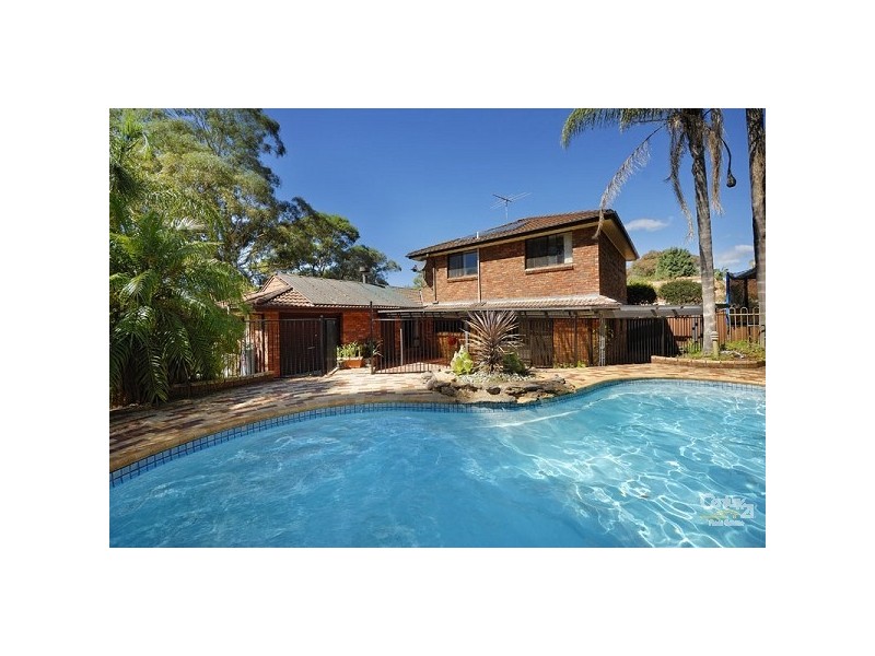 11 Field Place, Illawong NSW 2234