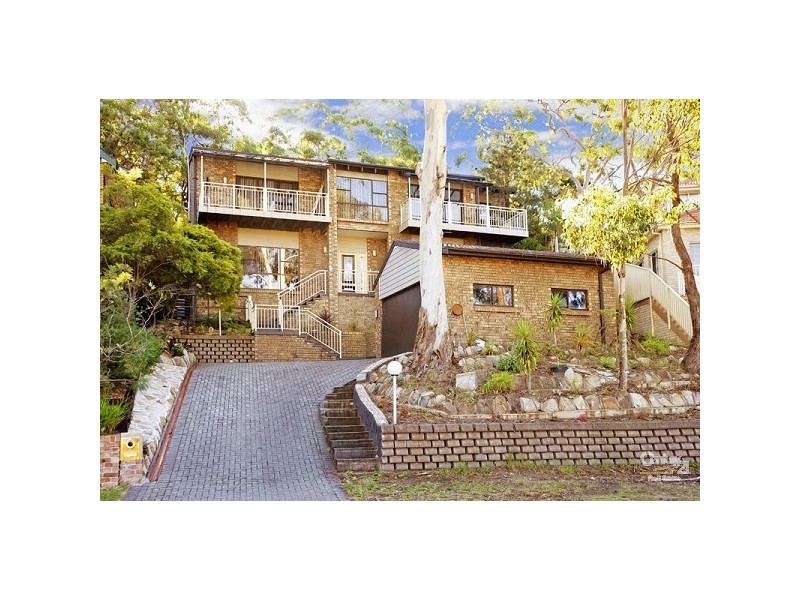 8 Charlotte Place, Illawong NSW 2234