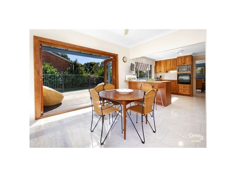 1 Lambeth Place, Illawong NSW 2234