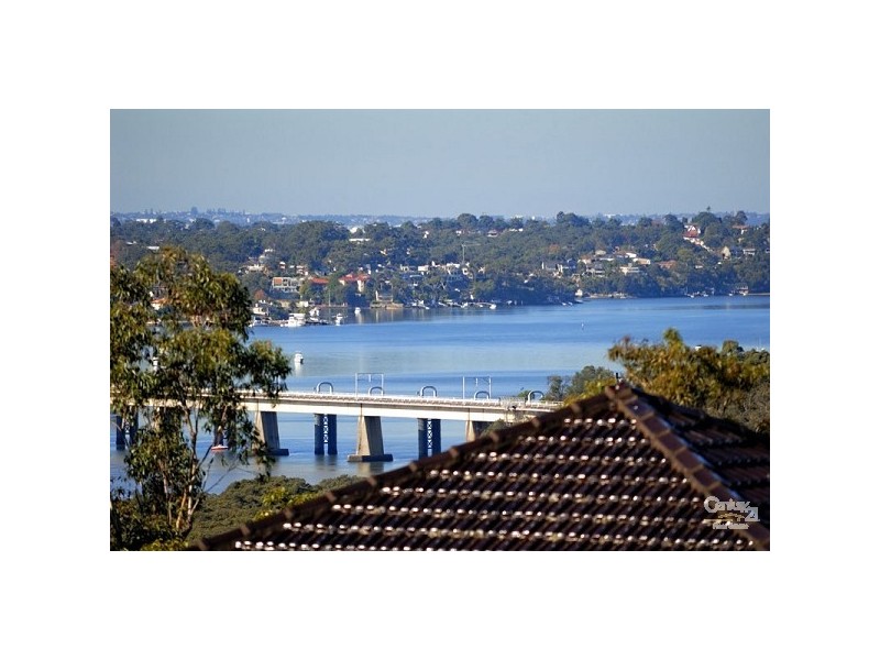 13 Kinsella Street, Illawong NSW 2234