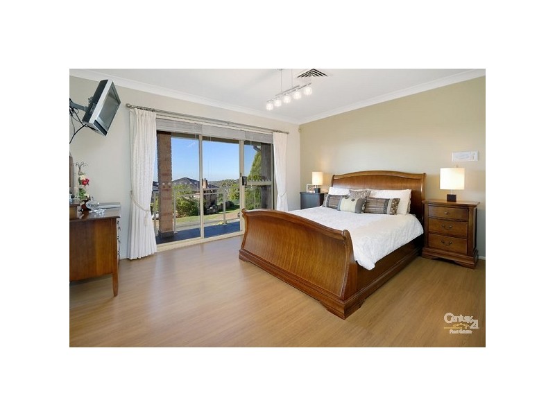 13 Kinsella Street, Illawong NSW 2234