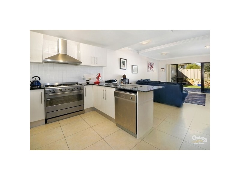 8/54 Osprey Drive, Illawong NSW 2234