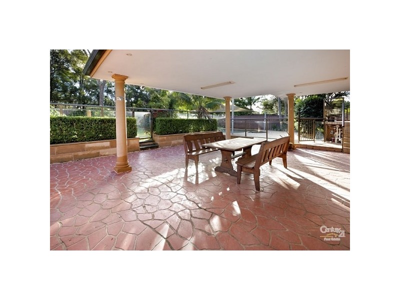 70 Sylvan Ridge Dr, Illawong NSW 2234