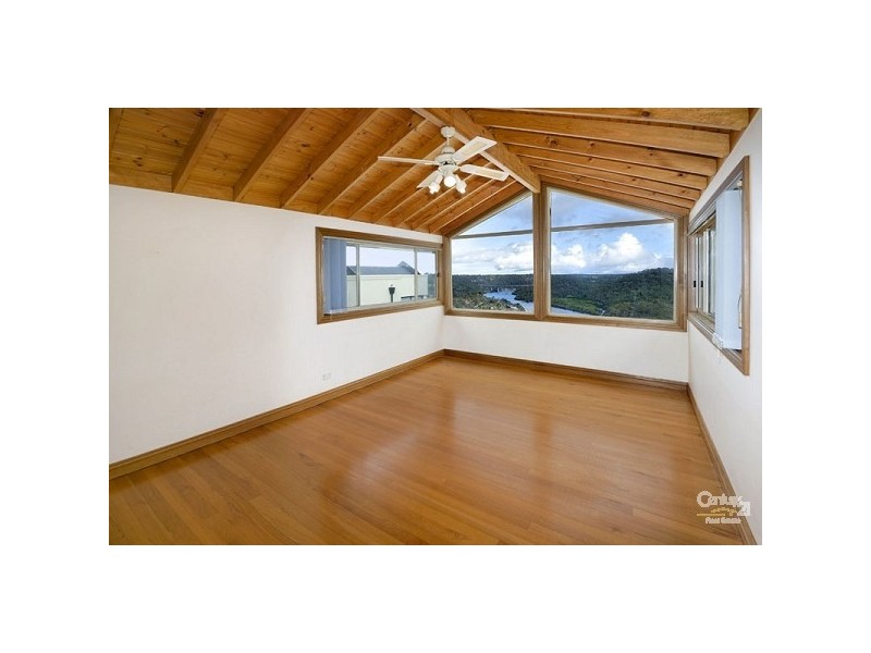 4 Riverglen Place, Illawong NSW 2234