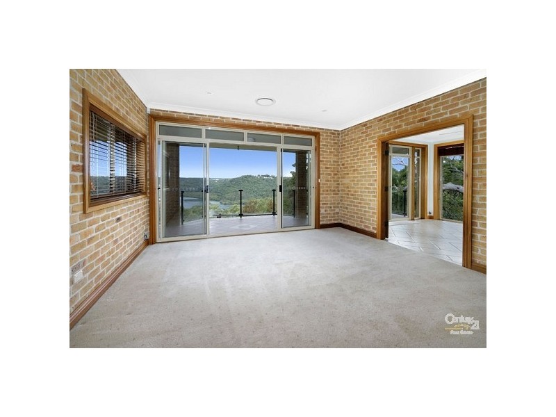 4 Riverglen Place, Illawong NSW 2234