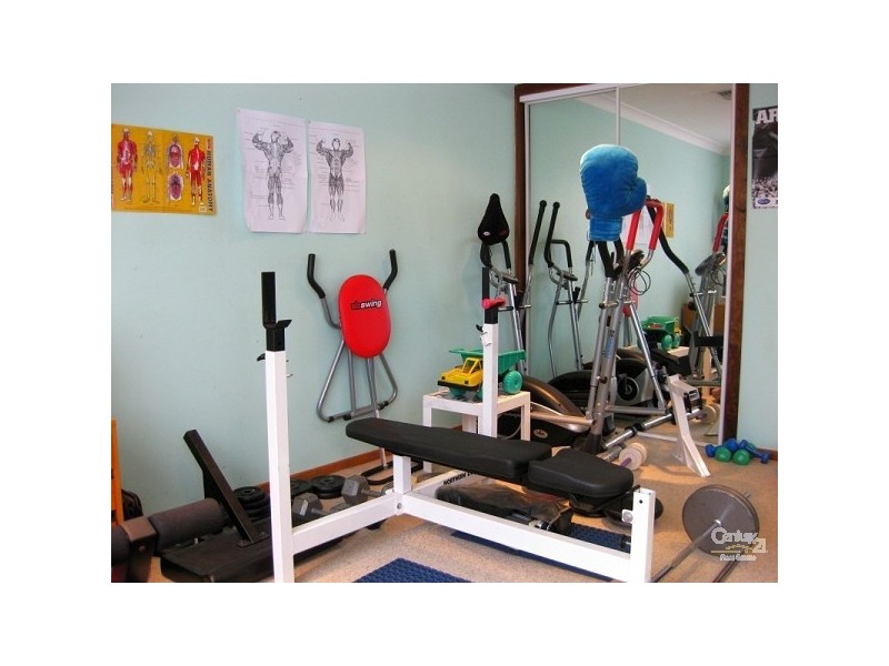 2 Perina Close, Bangor NSW 2234