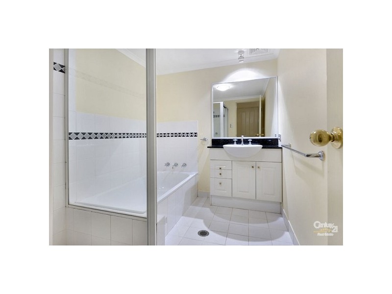 B3/7 MacMahon Place, Menai NSW 2234