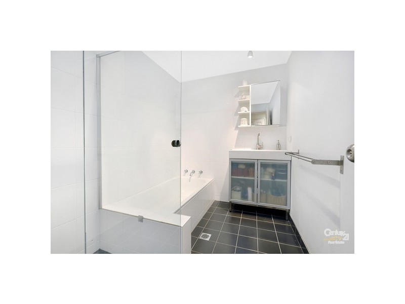 F22/6 Schofield Place, Menai NSW 2234