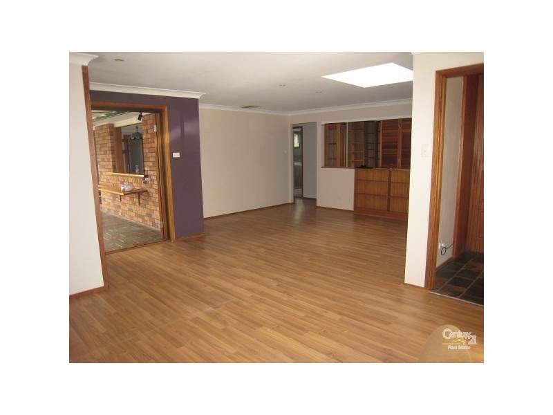 212 Fowler Road, Illawong NSW 2234