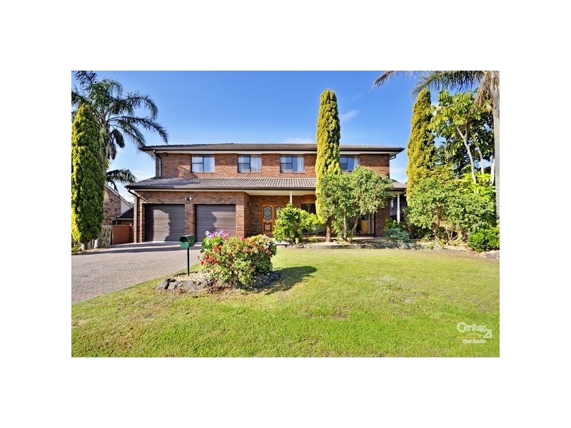 66 Blaxland Drive, Illawong NSW 2234