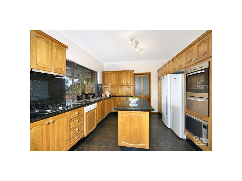 66 Blaxland Drive, Illawong NSW 2234