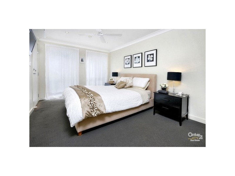 1/21 Angophora Place, Alfords Point NSW 2234