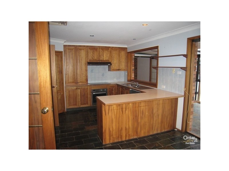 212 Fowler Road, Illawong NSW 2234