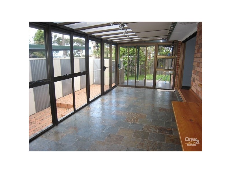 212 Fowler Road, Illawong NSW 2234