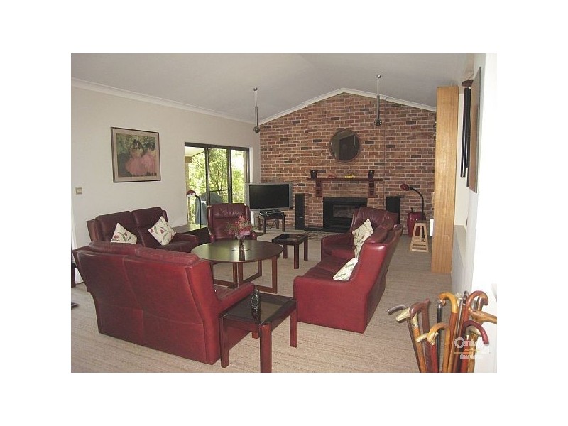 75 Bignell Street, Illawong NSW 2234