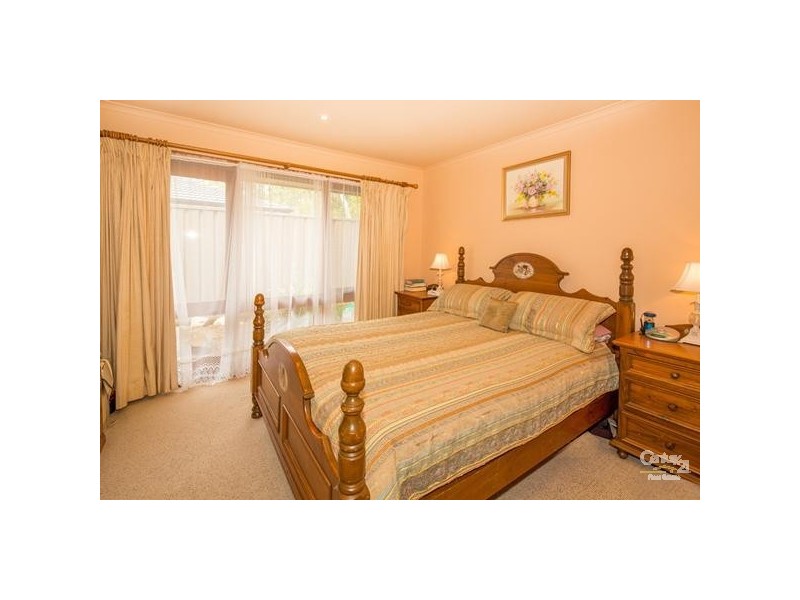 64 Osprey Drive, Illawong NSW 2234