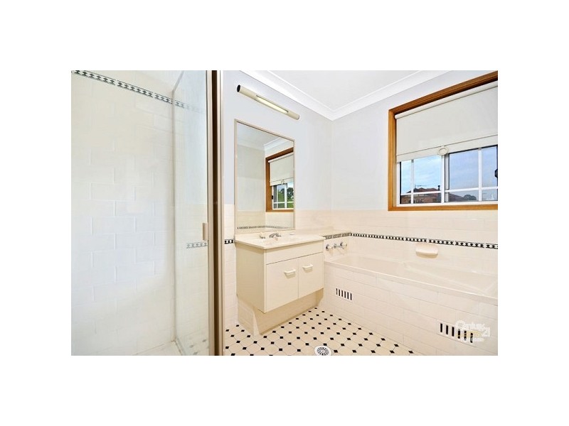 16 Fiddlewood Grove, Menai NSW 2234
