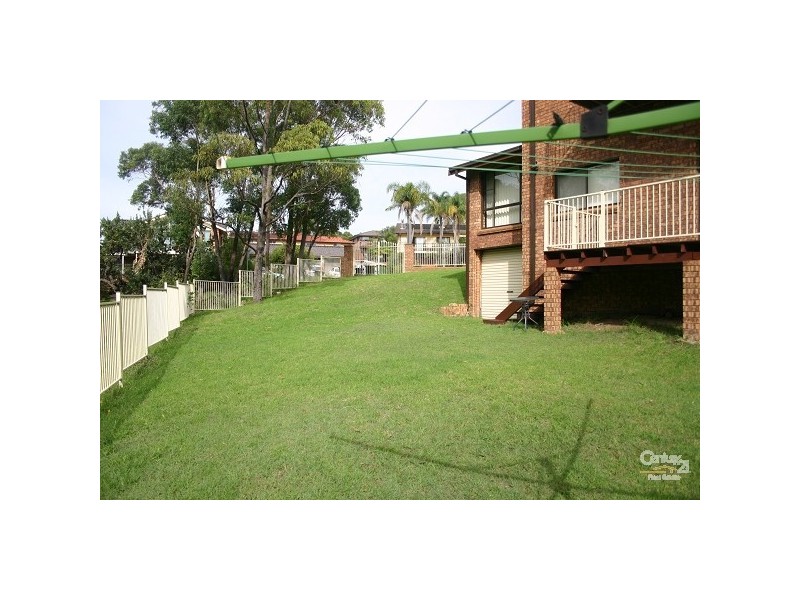 1 Tongarra Close, Bangor NSW 2234