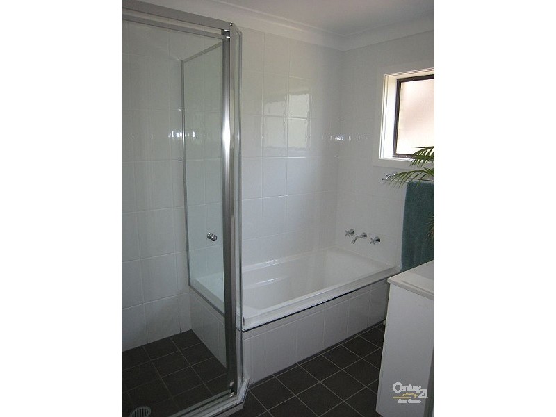 75 Bignell St, Illawong NSW 2234