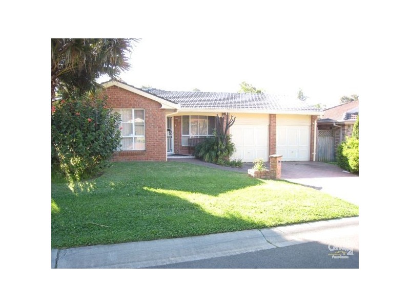 12 Amberwood Pl, Menai NSW 2234