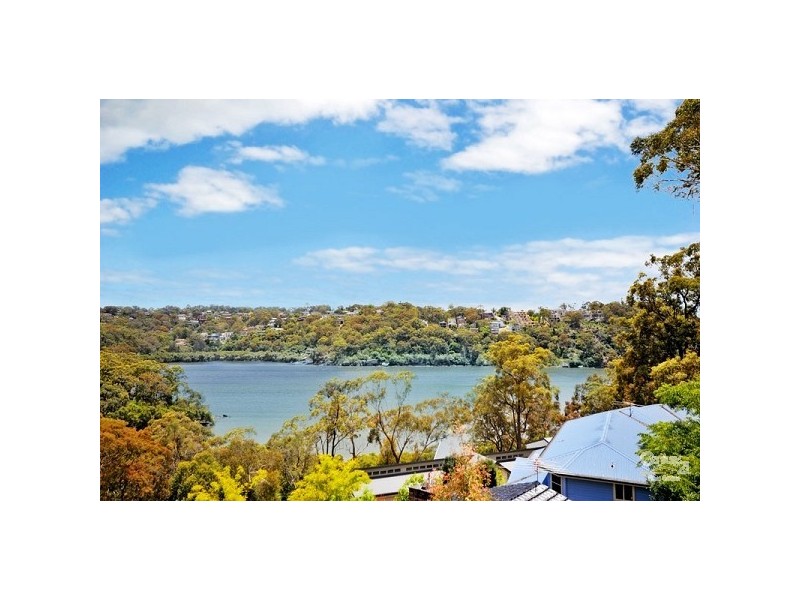 49 Griffin Parade, Illawong NSW 2234