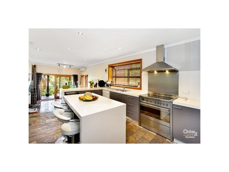 49 Griffin Parade, Illawong NSW 2234