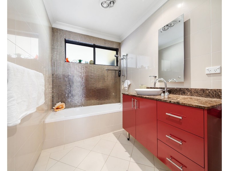 81 Gerald Road, Illawong NSW 2234