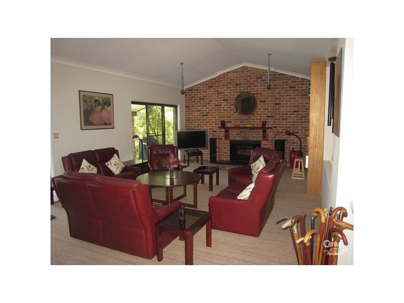 75 Bignell Street, Illawong NSW 2234
