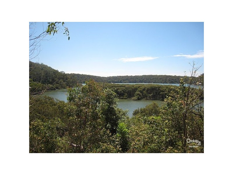 75 Bignell Street, Illawong NSW 2234