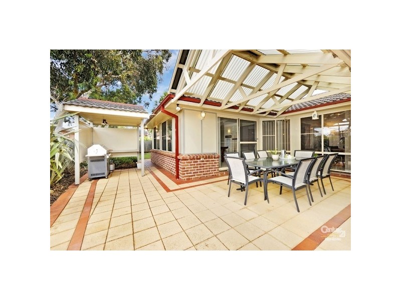 8 Carmarthen Street, Menai NSW 2234