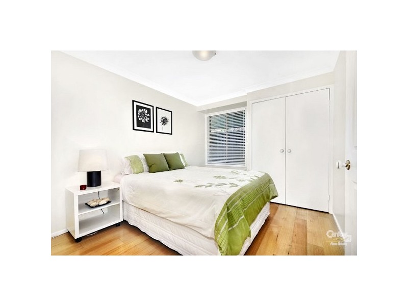 8 Carmarthen Street, Menai NSW 2234