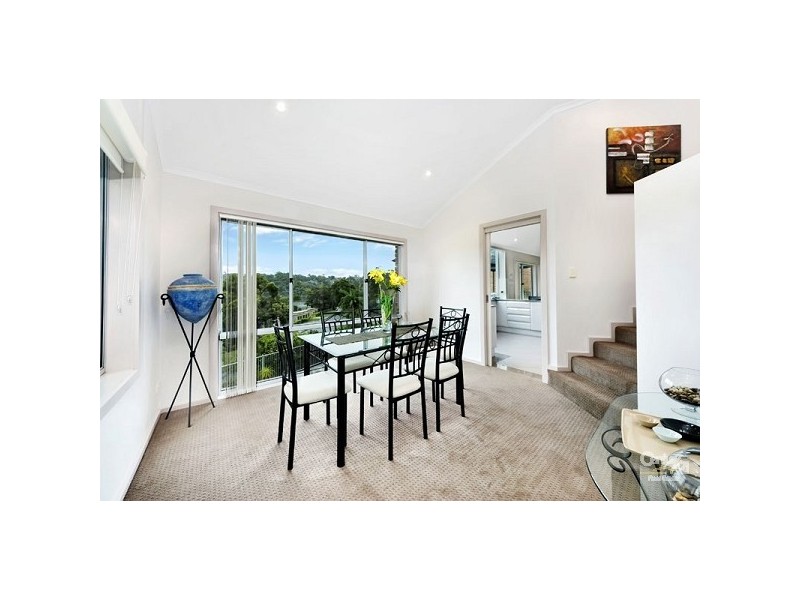 59 Griffin Parade, Illawong NSW 2234