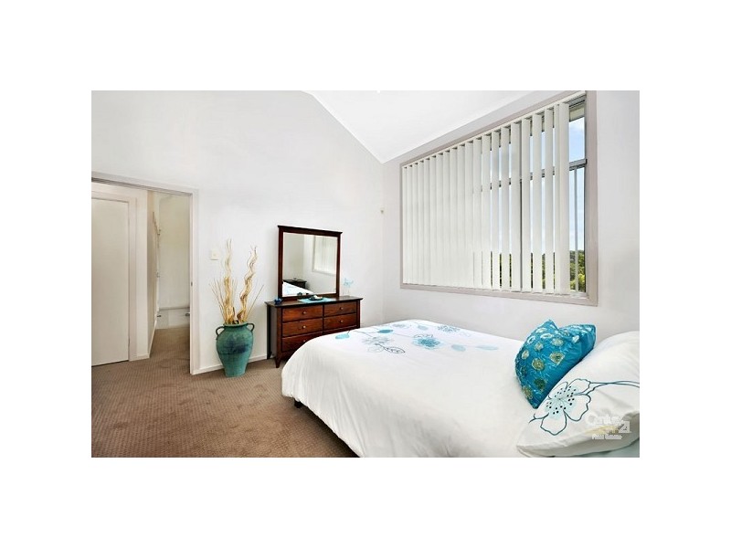 59 Griffin Parade, Illawong NSW 2234