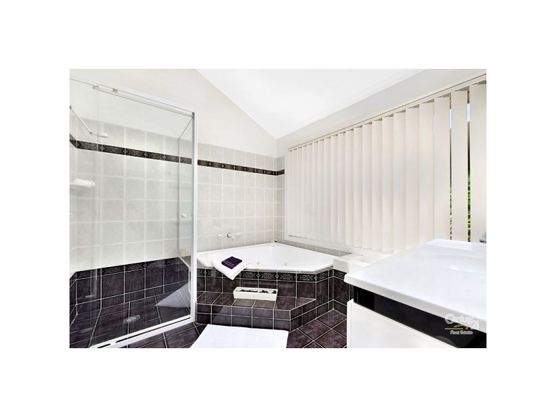 59 Griffin Parade, Illawong NSW 2234