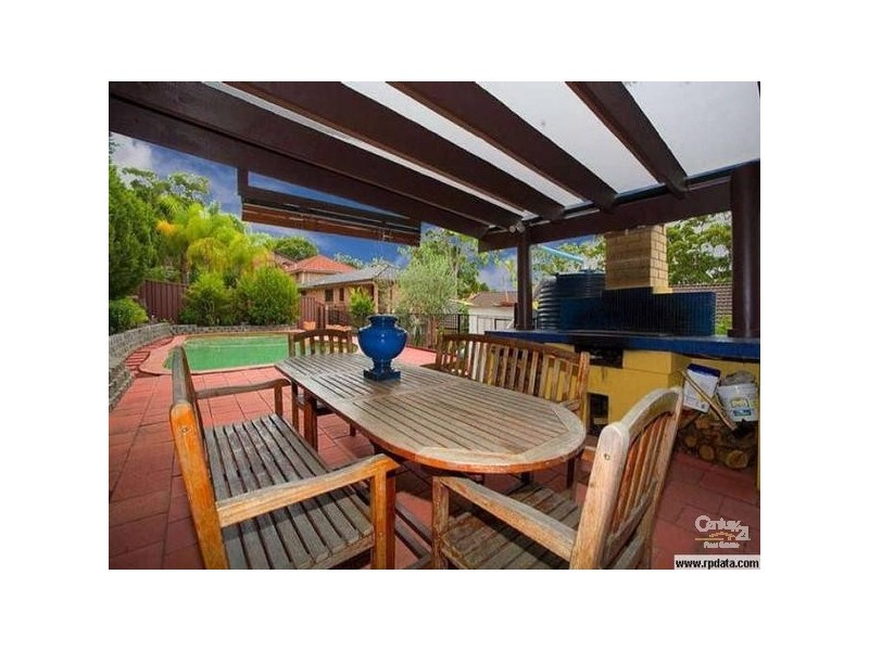 196 Fowler Road, Illawong NSW 2234
