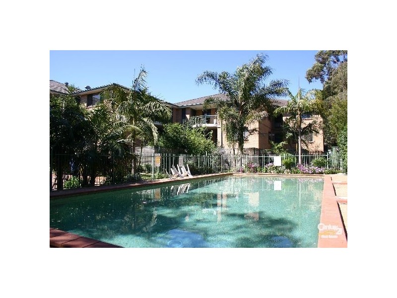 4/20 Leonay St, Sutherland NSW 2232