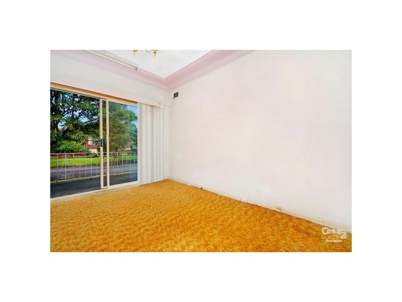 14 Lambert Rd, Bardwell Park NSW 2207