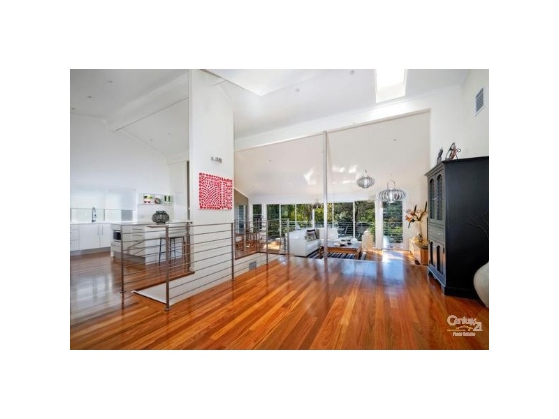 79 Griffin Parade, Illawong NSW 2234