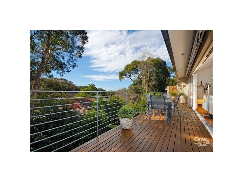 79 Griffin Parade, Illawong NSW 2234