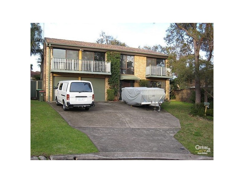 4 Lee Place, Illawong NSW 2234