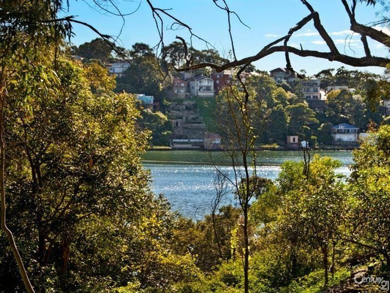 75 Bignell St, Illawong NSW 2234